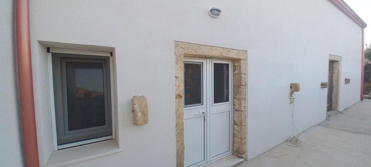 Almademari Giglio Casa Vacanza Pachino Εξωτερικό φωτογραφία